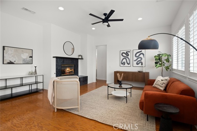 9d471b84 E6e3 4c35 9cdd 24c198d2dd73