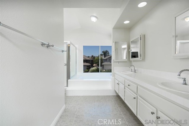 Detail Gallery Image 6 of 7 For 28105 Hollyberry Ln, Yorba Linda,  CA 92887 - 4 Beds | 3/1 Baths