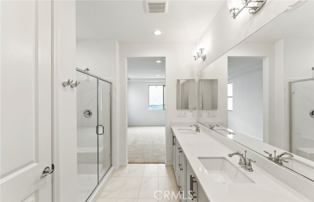 25281 Violane Drive, Menifee CA: https://media.crmls.org/medias/9d47633d-b030-49b0-8df2-30c737c53dc4.jpg
