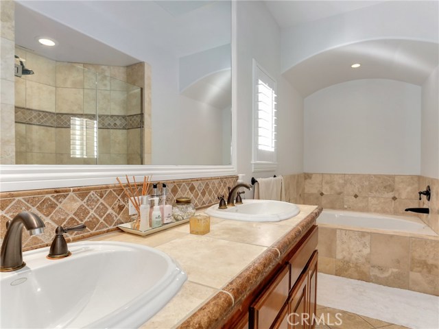 1728 Haynes Lane, Redondo Beach, California 90278, 4 Bedrooms Bedrooms, ,2 BathroomsBathrooms,Residential,Sold,Haynes,SB17237619