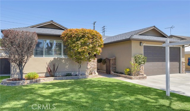 6745 Yearling Street, Lakewood CA: https://media.crmls.org/medias/9d47e615-74e0-40a2-8d27-e8be51c5ea3a.jpg
