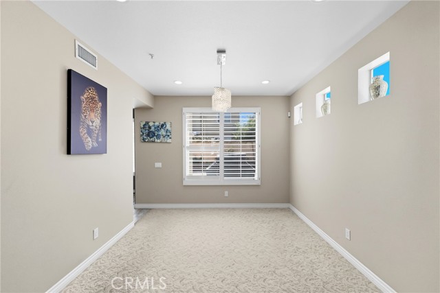 6528 University Way, Buena Park CA: https://media.crmls.org/medias/9d4851b8-b56f-42fd-ad98-ad3e6ead1d40.jpg