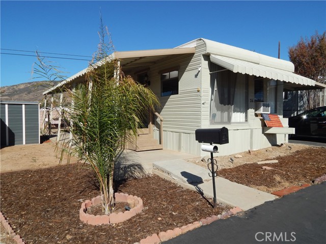 Detail Gallery Image 1 of 1 For 10675 Bryant #26,  Yucaipa,  CA 92399 - 1 Beds | 1 Baths