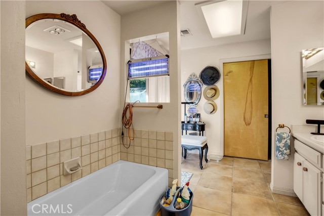 Detail Gallery Image 23 of 75 For 56849 Hidden Gold Dr, Yucca Valley,  CA 92284 - 3 Beds | 3 Baths