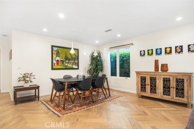Image 7 of 26 For 21225 Kent Avenue
