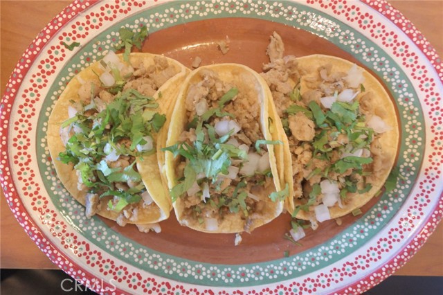 8111 Foothill Boulevard, Rancho Cucamonga CA: https://media.crmls.org/medias/9d4c50ee-566e-4f1f-91c0-125b39775e3c.jpg