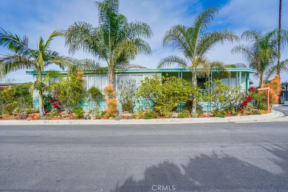 17701 Avalon Boulevard 33, Carson, CA 90746