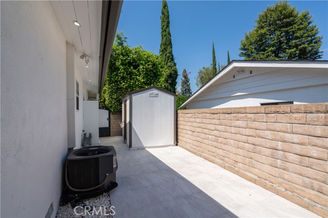 Detail Gallery Image 34 of 46 For 19308 Lemarsh St, Northridge,  CA 91324 - 4 Beds | 3 Baths