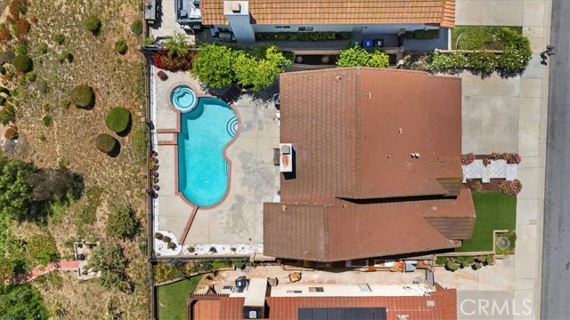Detail Gallery Image 37 of 41 For 17927 via La Cresta, Chino Hills,  CA 91709 - 4 Beds | 3 Baths