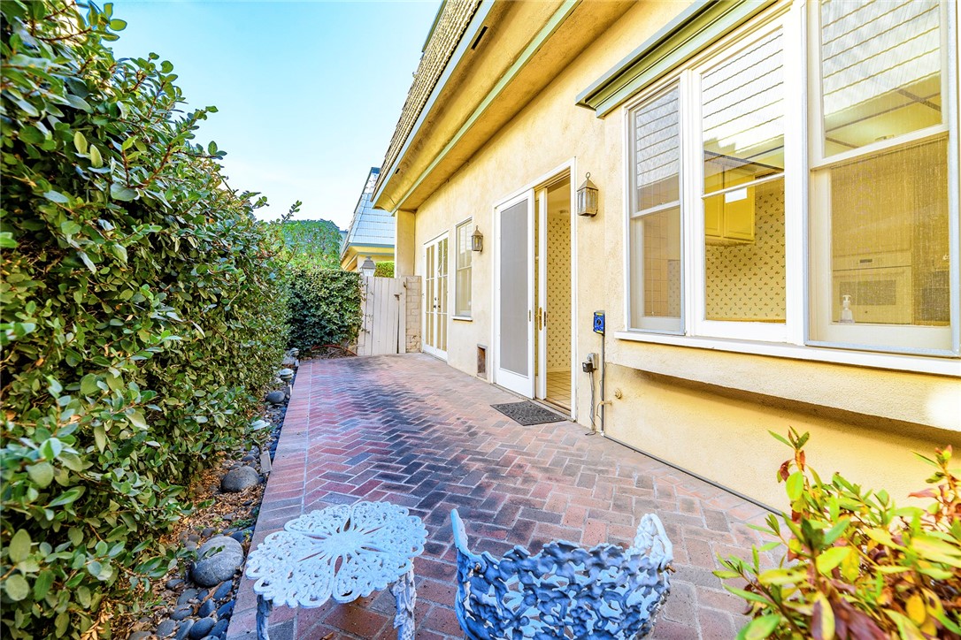 Detail Gallery Image 22 of 26 For 1024 Fairview Ave #6,  Arcadia,  CA 91007 - 2 Beds | 2/1 Baths