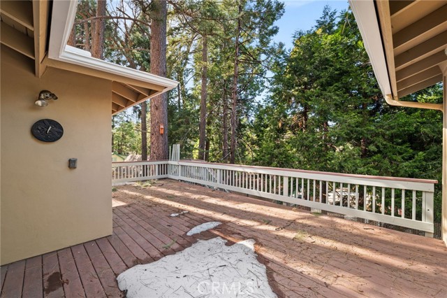 Image 26 of 46 For 31686 Luring Pines Circle