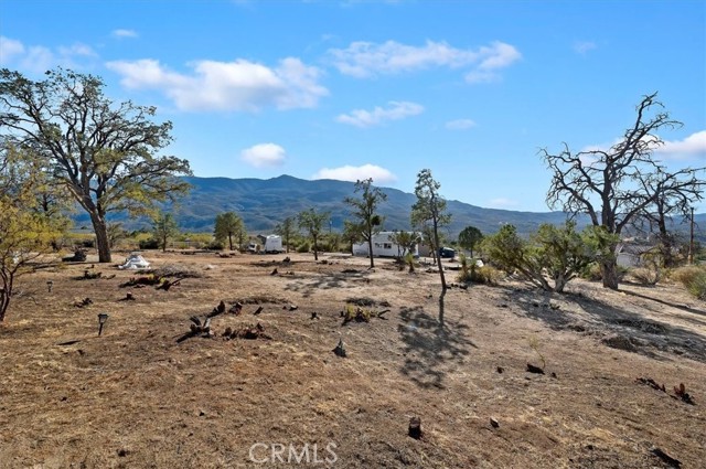 Image 5 of 33 For 63285 Pinyon Drive