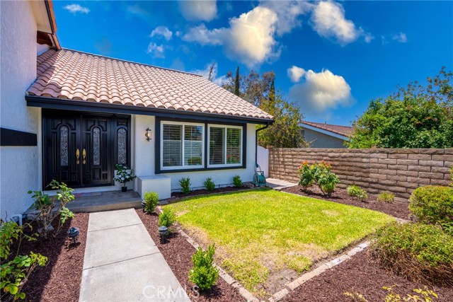 26982 Pueblonuevo Drive, Mission Viejo CA: https://media.crmls.org/medias/9d4efd6f-d204-4601-bb2b-5f3ba6ac5018.jpg
