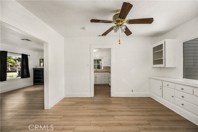 Detail Gallery Image 12 of 41 For 3980 Linwood, Riverside,  CA 92506 - 2 Beds | 2 Baths