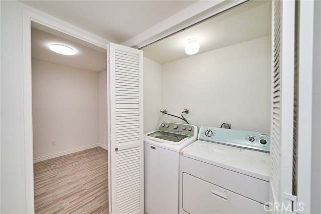 Detail Gallery Image 26 of 45 For 3481 Stancrest Dr #302,  Glendale,  CA 91208 - 3 Beds | 2 Baths