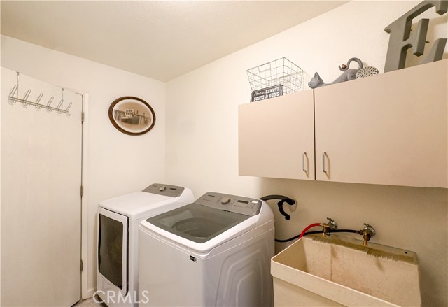 3833 Kennedy Street, Le Grand CA: https://media.crmls.org/medias/9d4f43d8-fdaa-4efb-9019-54d8fa21d600.jpg