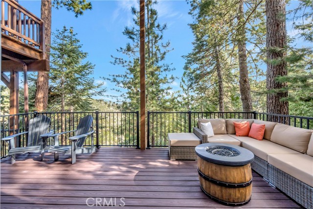 1119 Brentwood Drive, Lake Arrowhead CA: https://media.crmls.org/medias/9d4f4f8e-0f87-4586-89e8-da17d9967dab.jpg
