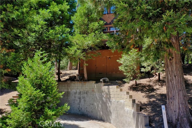 Detail Gallery Image 21 of 31 For 720 Pinnacle Dr, Lake Arrowhead,  CA 92352 - 2 Beds | 2 Baths