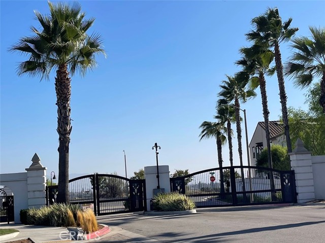 Detail Gallery Image 6 of 6 For 2263 Rose Garden Ct, Upland,  CA 91786 - 4 Beds | 3/1 Baths