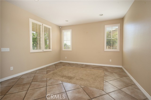Detail Gallery Image 8 of 32 For 41048 Sunsprite St, Lake Elsinore,  CA 92532 - 4 Beds | 2/1 Baths