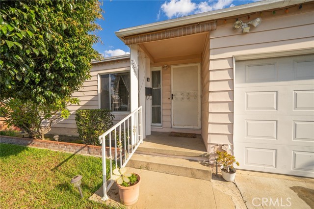 7558 Citronell Avenue, Pico Rivera CA: https://media.crmls.org/medias/9d50fdbf-086e-44ae-bf9d-74c4335f8fad.jpg