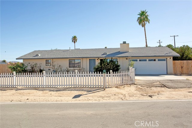 Detail Gallery Image 1 of 35 For 72489 Sunnyvale Dr, Twentynine Palms,  CA 92277 - 3 Beds | 2 Baths