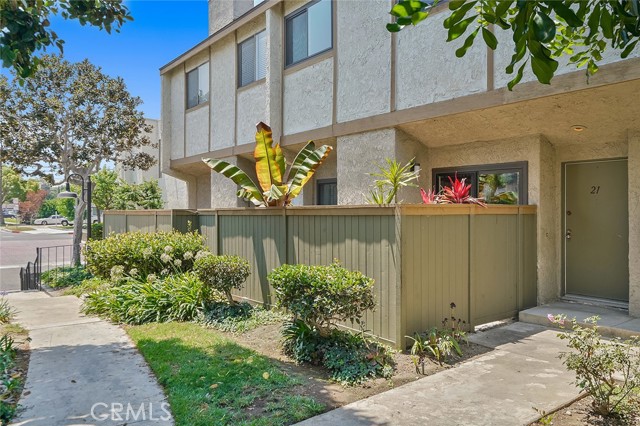 2005 W Culver Avenue, Orange CA: https://media.crmls.org/medias/9d51a938-cb9b-42b0-8a85-90a1cdedb237.jpg