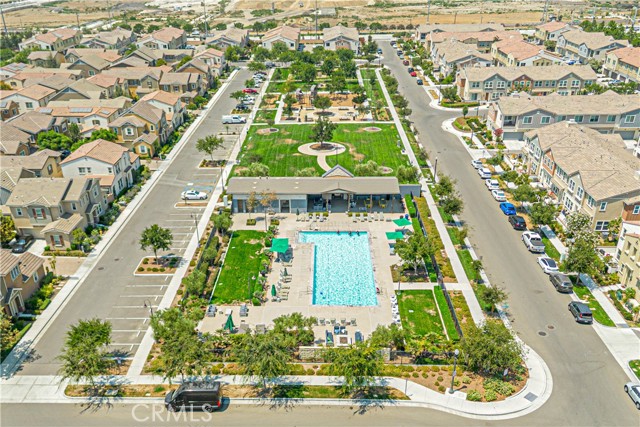 4040 S Bowery Place, Ontario CA: https://media.crmls.org/medias/9d529bb2-ee3b-49ed-ad82-22291561d7cc.jpg