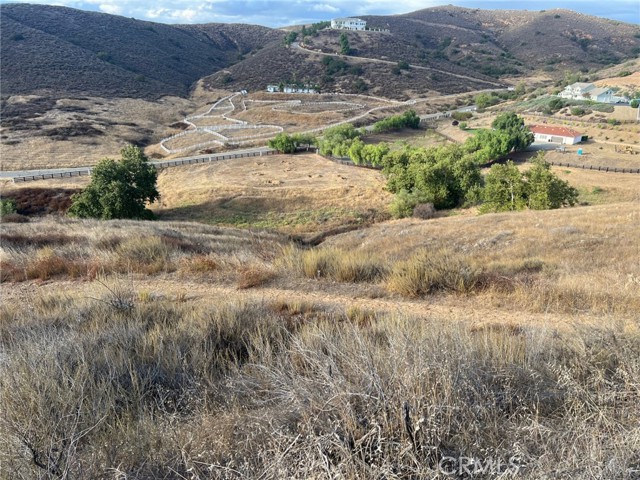 Detail Gallery Image 6 of 10 For 995 via Feliz, Murrieta,  CA 92562 - – Beds | – Baths