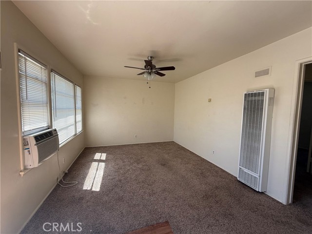 637 Brookside, Redlands CA: https://media.crmls.org/medias/9d531cb2-d668-4fe1-af1e-6c5419bbae6a.jpg