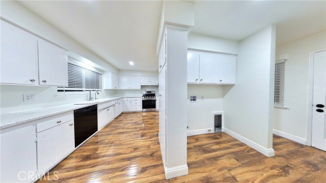 Detail Gallery Image 19 of 29 For 2315 E Alden, Anaheim,  CA 92806 - 4 Beds | 3 Baths