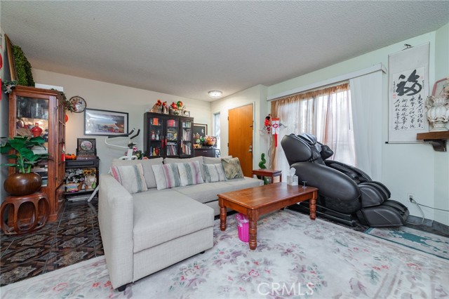 Detail Gallery Image 22 of 28 For 13636 Ramona, Baldwin Park,  CA 91706 - 2 Beds | 2/1 Baths