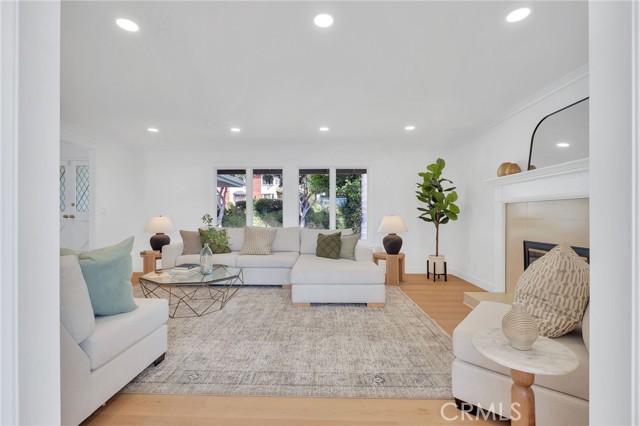 4962 Silver Arrow, Rancho Palos Verdes, California 90275, 4 Bedrooms Bedrooms, 0 ,2 BathroomsBathrooms,Residential,For Sale,Silver Arrow,0,SB26172354