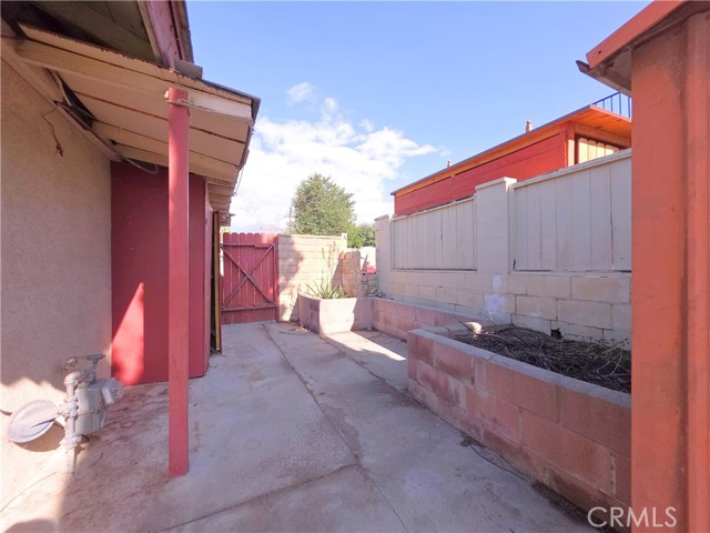 Detail Gallery Image 24 of 33 For 25845 Holly Vista, San Bernardino,  CA 92404 - 3 Beds | 2 Baths