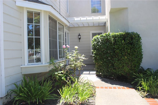 Detail Gallery Image 3 of 27 For 22032 Tobarra, Mission Viejo,  CA 92692 - 3 Beds | 2/1 Baths