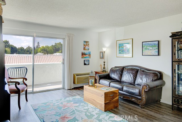 Detail Gallery Image 4 of 54 For 2218 via Mariposa #B,  Laguna Woods,  CA 92637 - 1 Beds | 1 Baths