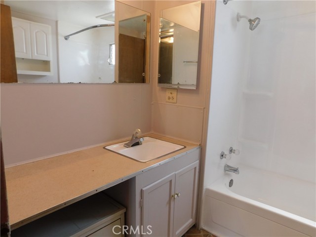 13063 5TH Street, Yucaipa CA: https://media.crmls.org/medias/9d5949c1-993b-4ee9-8db5-c82570472fe1.jpg