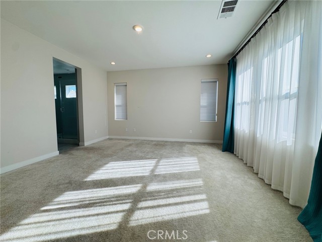 Detail Gallery Image 9 of 11 For 200 Holliston, Lake Forest,  CA 92630 - 4 Beds | 4 Baths