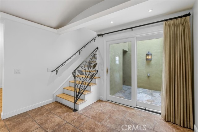 Detail Gallery Image 22 of 75 For 5580 E Saint Irmo Walk, Long Beach,  CA 90803 - 3 Beds | 2/1 Baths