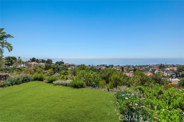 Detail Gallery Image 9 of 25 For 30435 Camino Porvenir, Rancho Palos Verdes,  CA 90275 - 4 Beds | 3 Baths