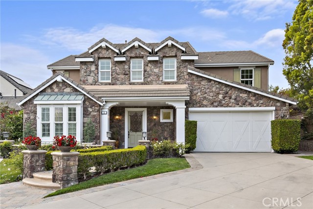 Detail Gallery Image 1 of 38 For 2 Pointe Cir, Ladera Ranch,  CA 92694 - 5 Beds | 5/1 Baths