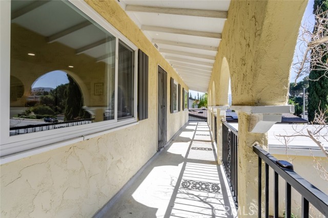 Detail Gallery Image 45 of 51 For 19707 Green Mountain Dr, Newhall,  CA 91321 - 4 Beds | 3 Baths