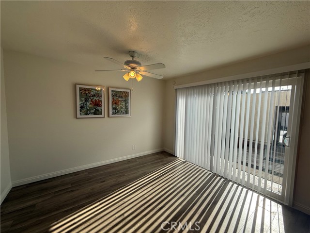 Detail Gallery Image 5 of 15 For 4570 Toledo Way, Buena Park,  CA 90621 - 3 Beds | 2/1 Baths