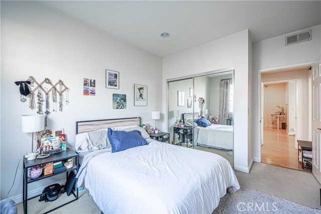 Detail Gallery Image 12 of 27 For 945 N Hudson Ave #104,  Los Angeles,  CA 90038 - 2 Beds | 2 Baths