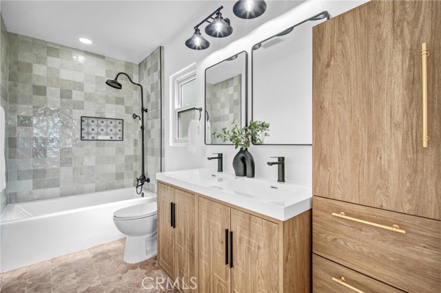 10724 Tabor Street photo 31