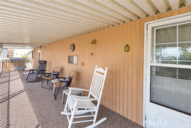701 Montara Road, Barstow CA: https://media.crmls.org/medias/9d5e055e-cd5d-4921-9981-60776d928812.jpg