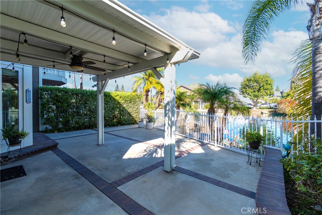 9d5e6373 Edb2 40bf 8e02 0c867d3530fa