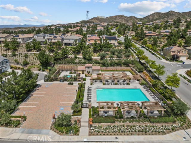 19162 Lauren Lane, Saugus CA: https://media.crmls.org/medias/9d60014c-f00f-4fa7-b5b0-5f62a5faaca9.jpg