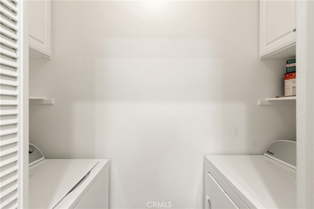 https://media.crmls.org/medias/9d60029c-a220-487a-83f5-99952eaa8751.jpg?preset=X-Large