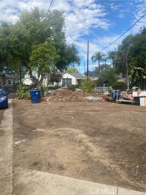 Detail Gallery Image 2 of 35 For 214 S Avenue 66, Los Angeles,  CA 90042 - 2 Beds | 2 Baths